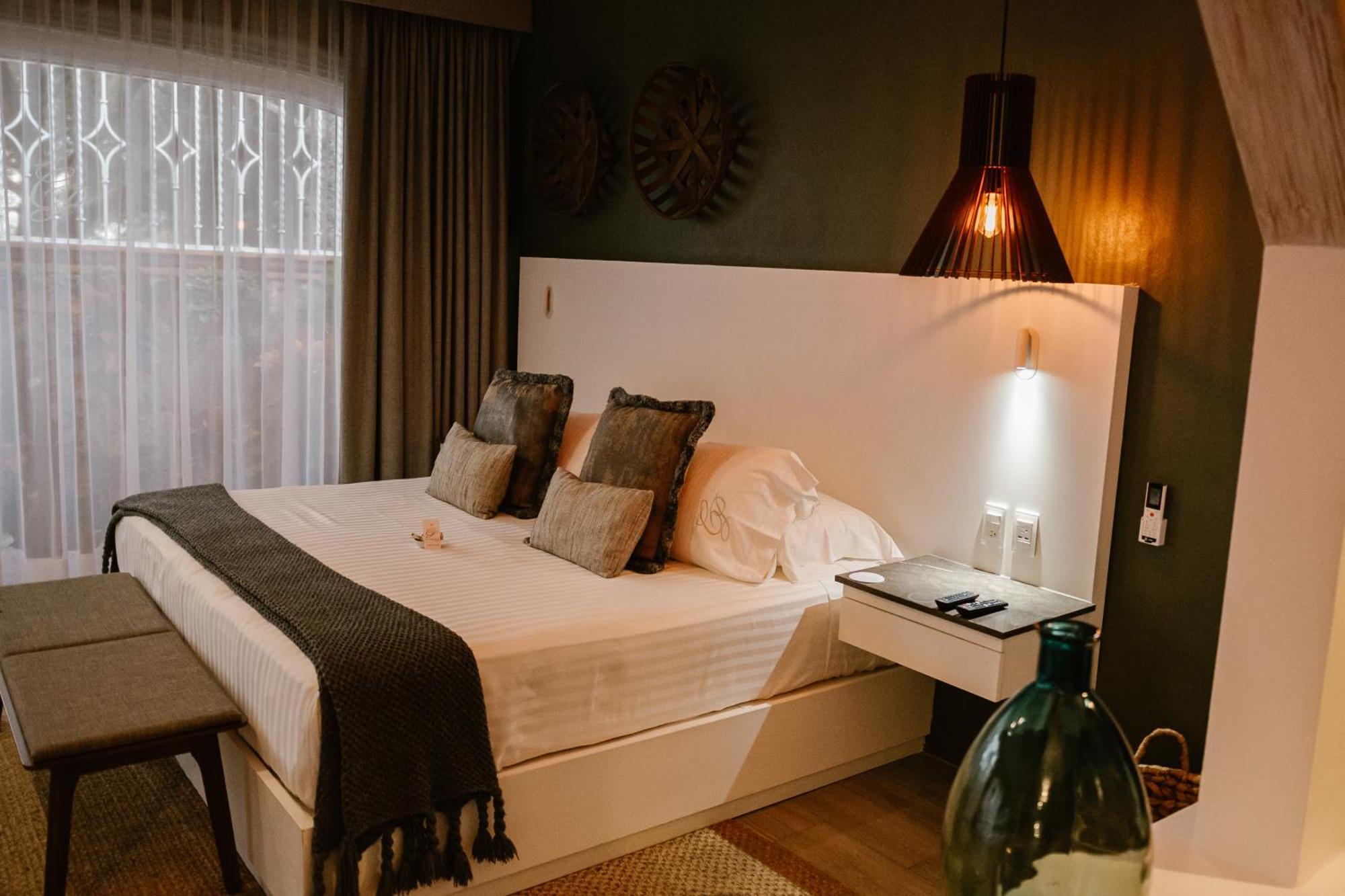 De Cantera Y Plata Hotel Boutique 塔斯科·德·阿拉尔孔 客房 照片